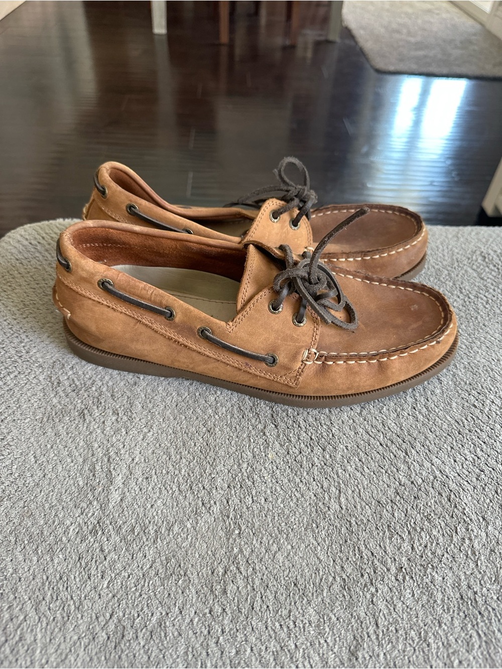Bass Tan Suede Men's Boat Shoes with Brown Laces